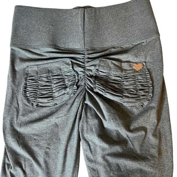 Cute Booty Lounge Leggings - Picture 6 of 8